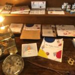 京都「古道具とレトロ雑貨と喫茶 eight」佳矢乃グッズ販売店探訪